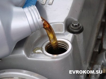 Почему двигатель ест масло?